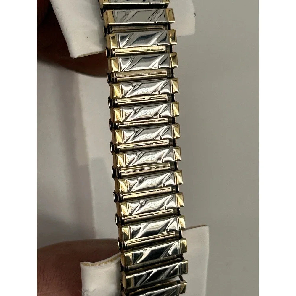 Waltham WA34LB‎ Gold Tone & Silver Tone Quartz Watch W/ Stretch Band & Box